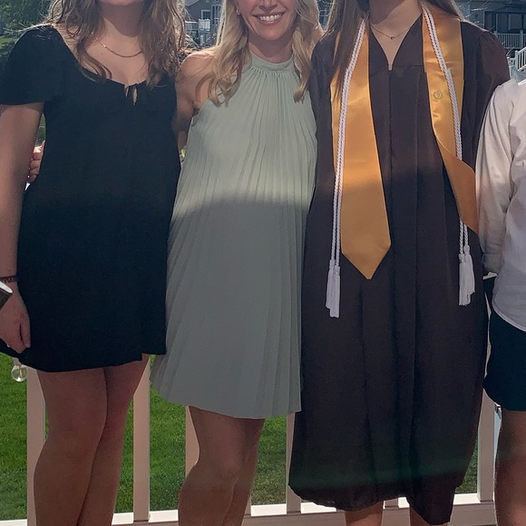 Women’s pleated dress, size XS - Picture 2 of 3